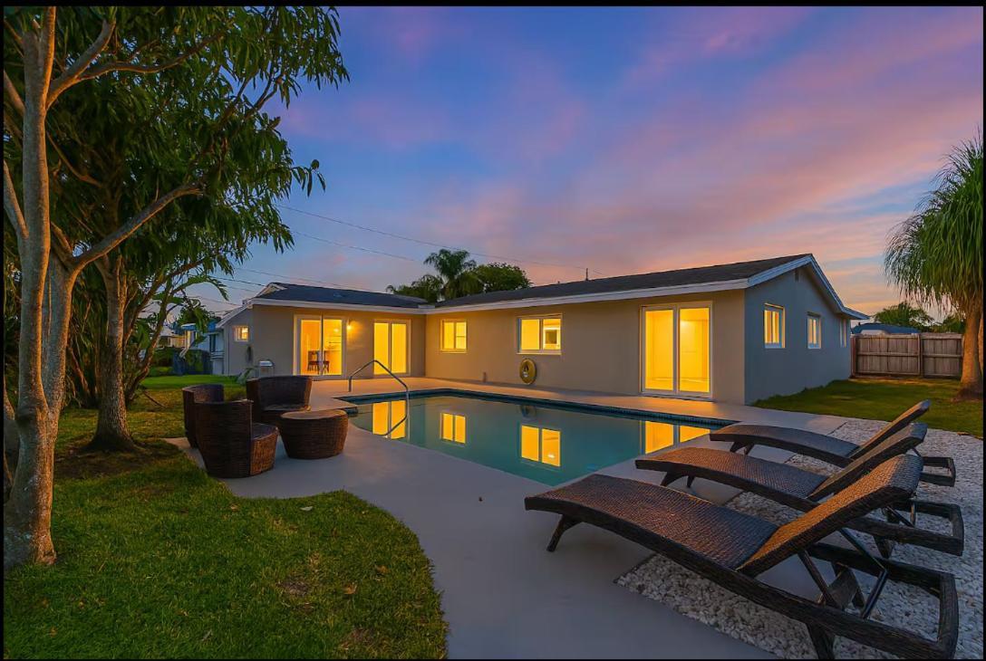 Holiday home Private Pool - Outdoor Shower - Arcade Games Fort Lauderdale