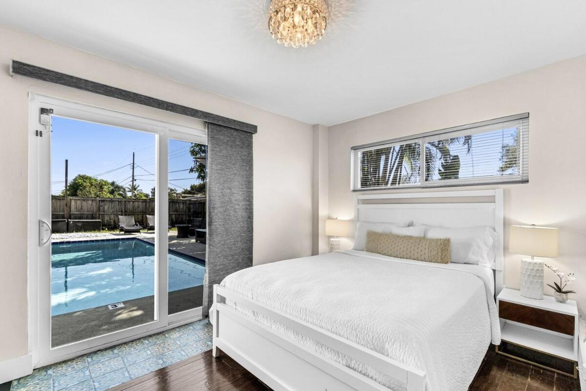 Holiday home Private Pool - Outdoor Shower - Arcade Games Fort Lauderdale